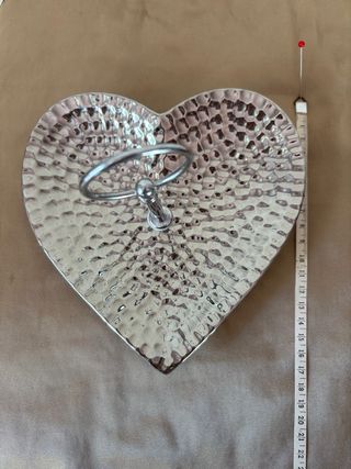 Portaoggetti a forma di cuore in metallo