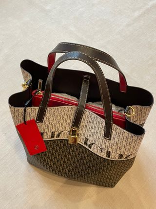 Bolso CH Matryoshka Locked El Dorado