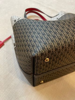 Bolso CH Matryoshka Locked El Dorado