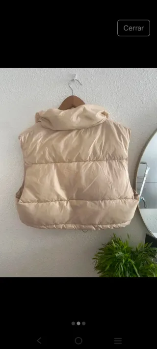 Chaleco Bershka Beige