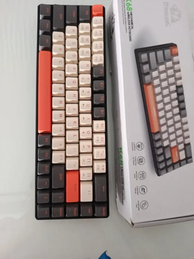 Teclado Mecánico Ziyoulang K68 Beige/Naranja