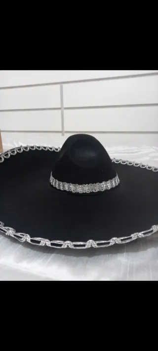 Gorro Mariachi Negro con Plata Nuevo
