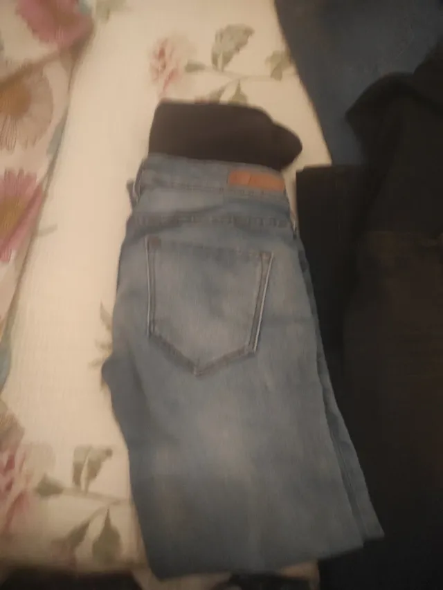 Lote 4 vaqueros premamá talla 38