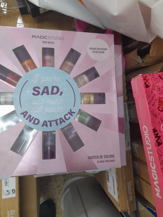 Kit pintauñas Magic Studio