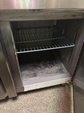 Mesa de trabajo refrigerada EUTRON