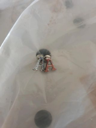 Orecchini rasoio e lettera A