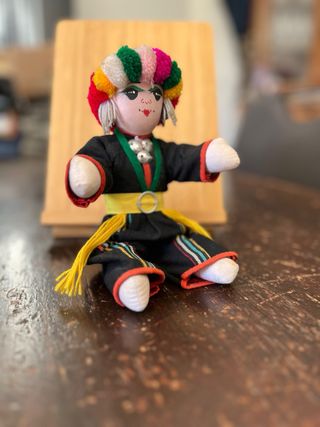 Bambola vintage Thailandese di stoffa