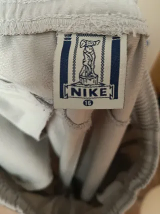 Pantalón Nike Beige