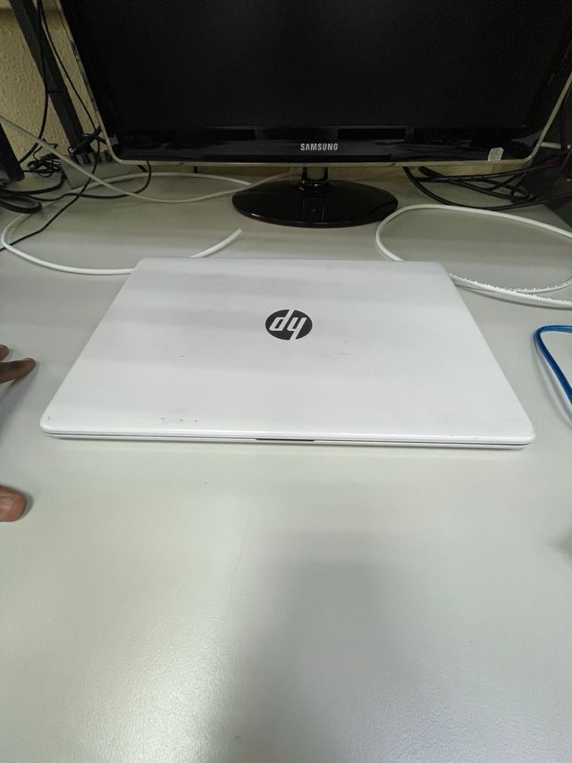 Ordenador HP Intel Core i5 1TB 16GB RAM Blanco