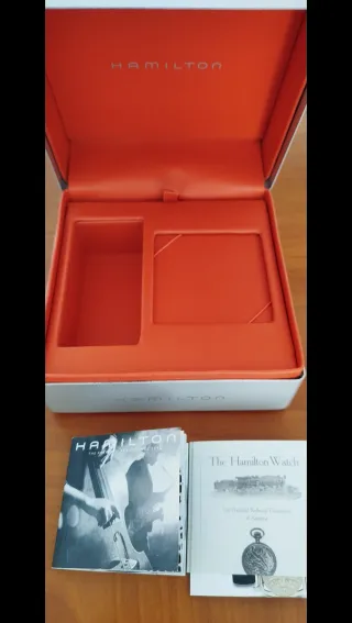 Caja de reloj Hamilton Naranja y Blanca