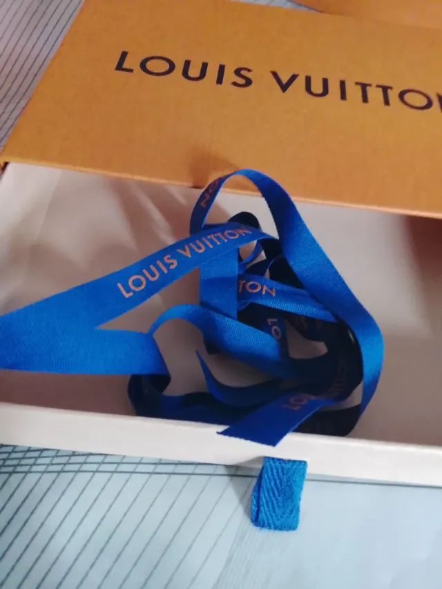 Scatola piccola Louis Vuitton arancione