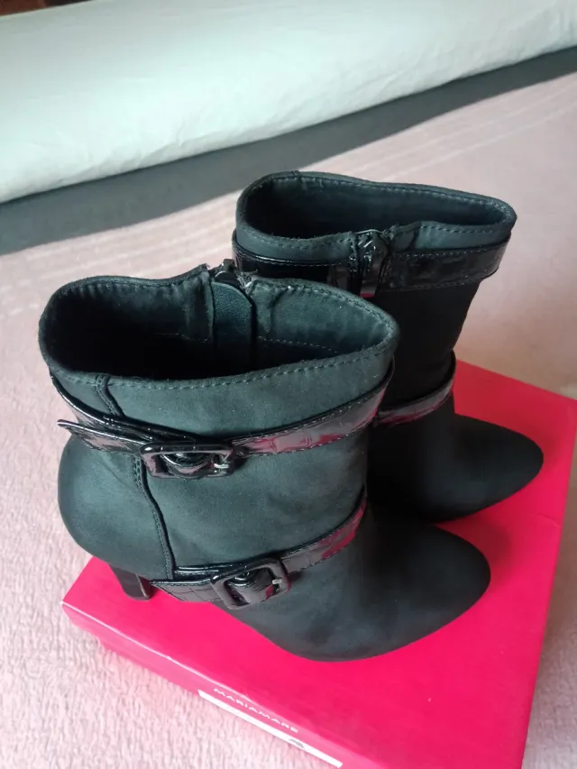 Botas negras cómodas