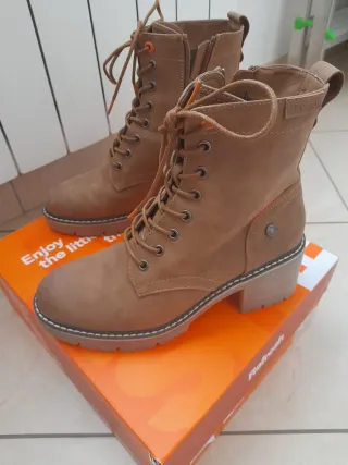 Stivaletti Refresh camel