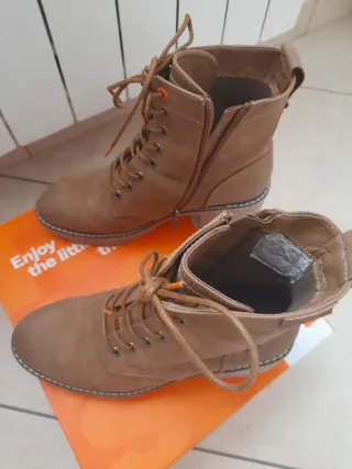 Stivaletti Refresh camel