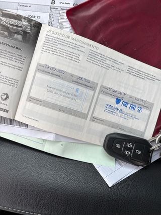 Peugeot Traveller 2020