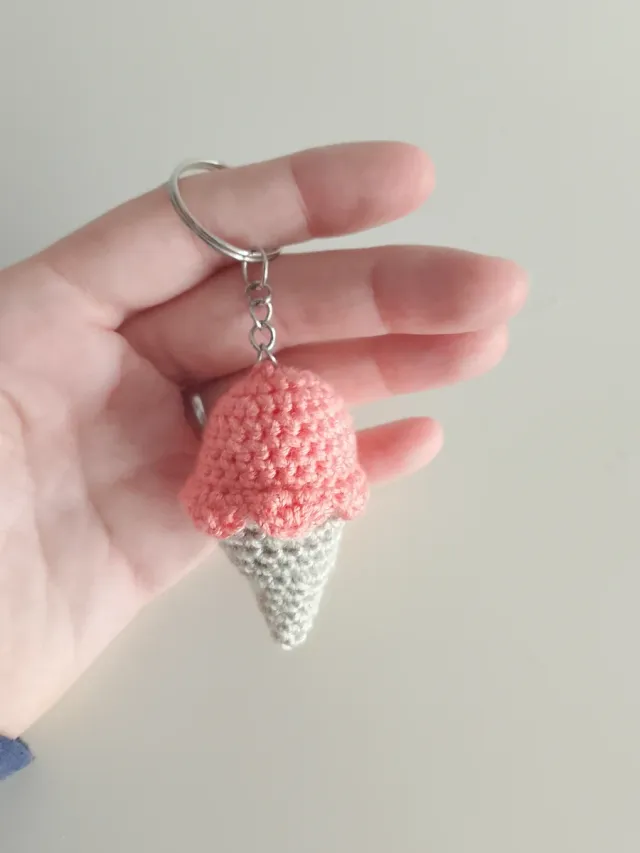 Llaveros artesanales hechos a mano