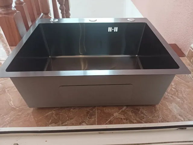 FREGADERO INOX NEGRO 50X40 Y GRIFO NUEVOS A 75 EUR