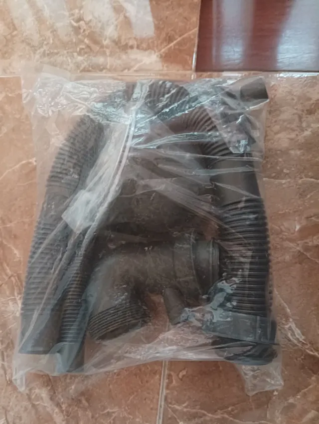 FREGADERO INOX NEGRO 50X40 Y GRIFO NUEVOS A 75 EUR