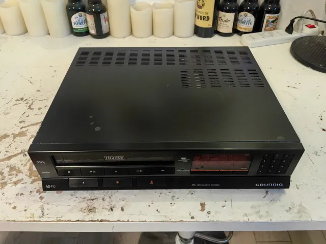 Grabador de vídeo VCR de alta fidelidad Grundig VS410 de 4 cabezales