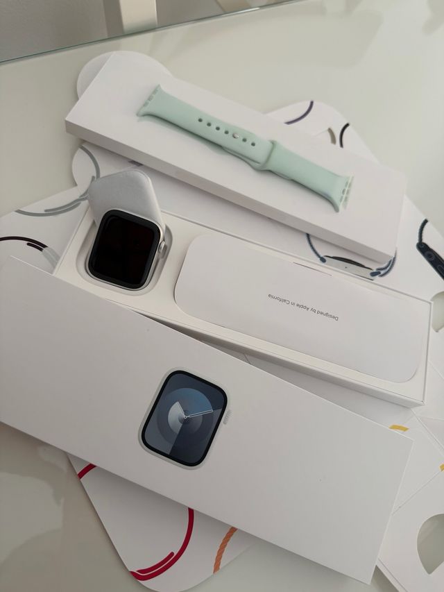 Apple Watch Serie 9 45mm Plata GPS