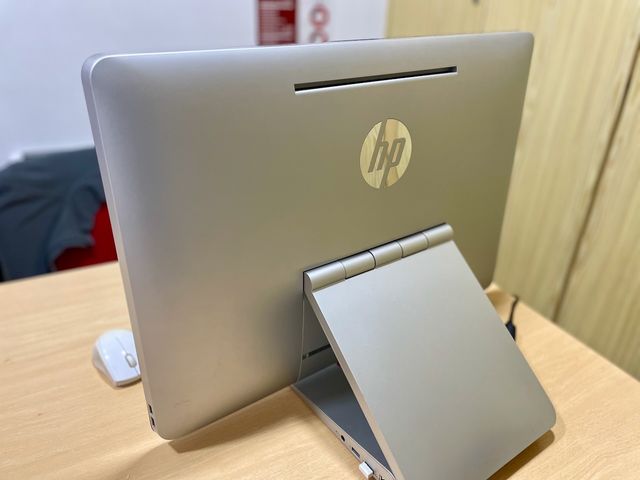 HP ENVY 23 All-in-One Táctil