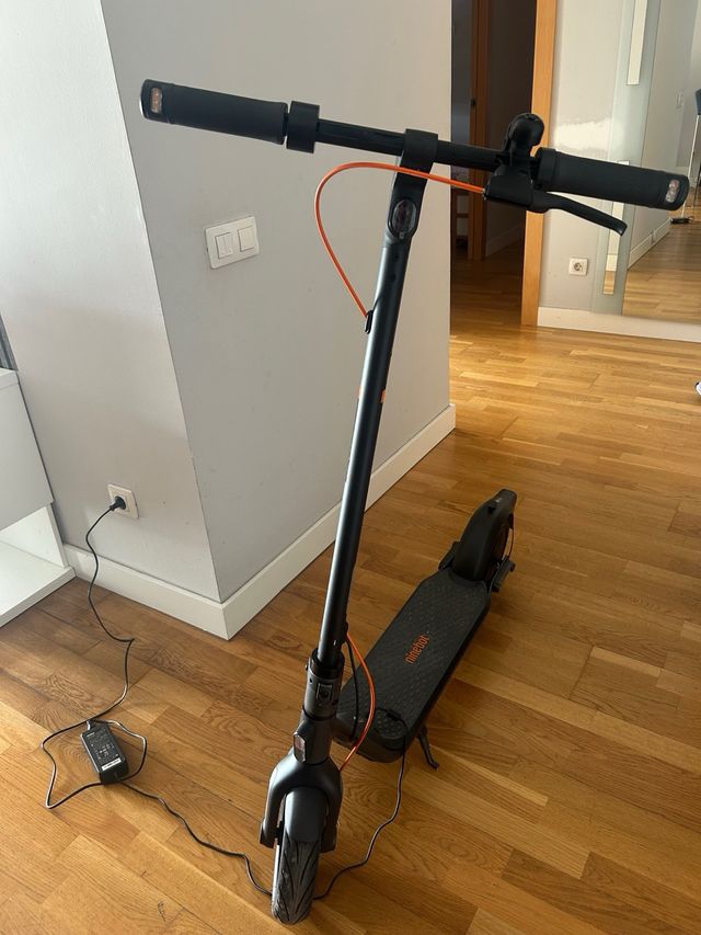 Patinete Eléctrico Segway Ninebot F2 Pro