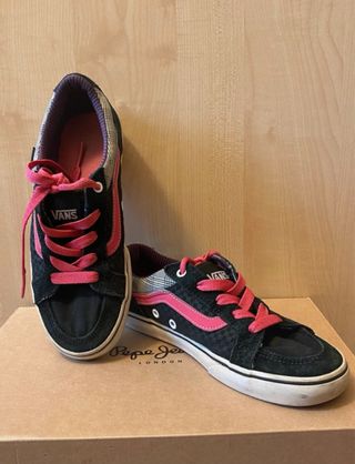Zapatillas Vans cuadros negro y rosa