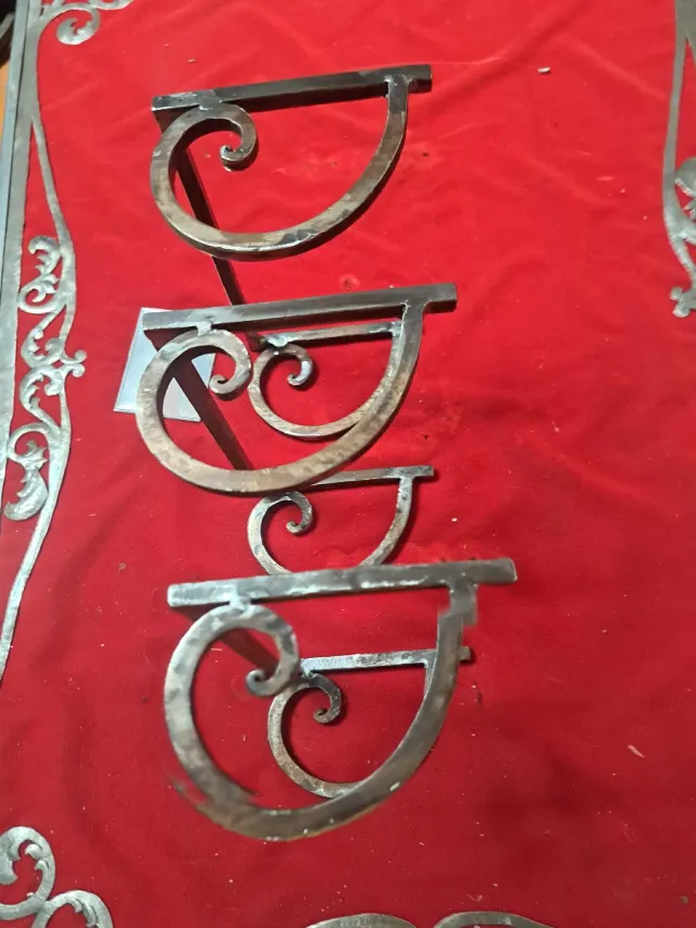 Soportes de reloj Morez, precio por unidad