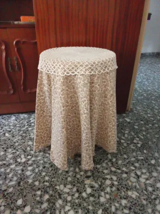 2 Tavolini rotondi in legno