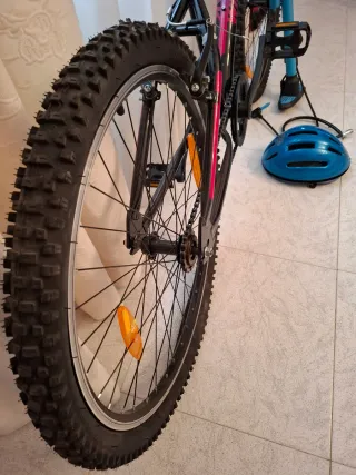 Bicicleta Montaña Negra y Azul