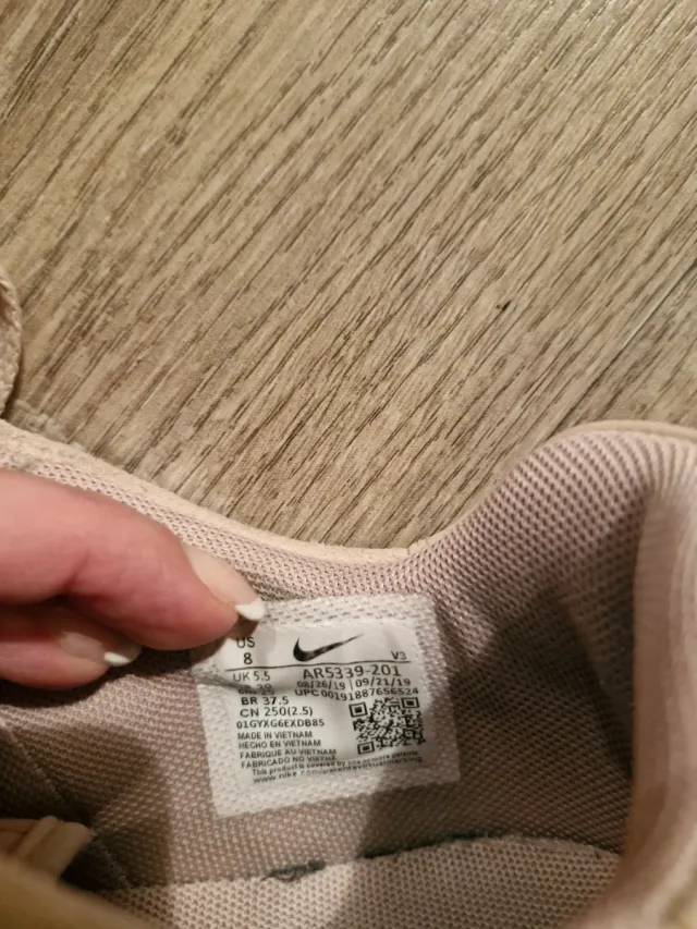 Zapatillas Nike Air Force 1 Beige/Rosa. VERDADERAS