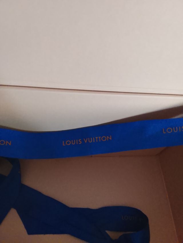 Scatola arancione Louis Vuitton