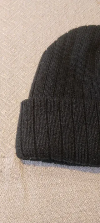 Gorro de punto negro