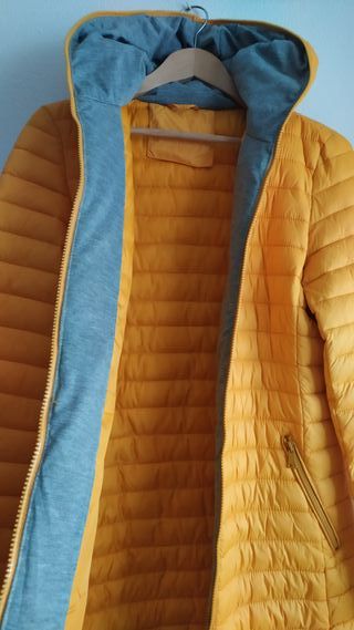 Abrigo acolchado mujer amarillo mostaza talla L