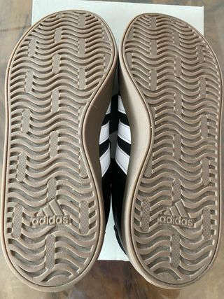 Zapatillas Adidas como nuevas