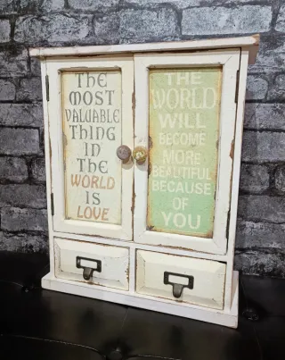 Mueble rústico decorativo