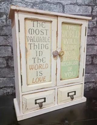 Mueble rústico decorativo