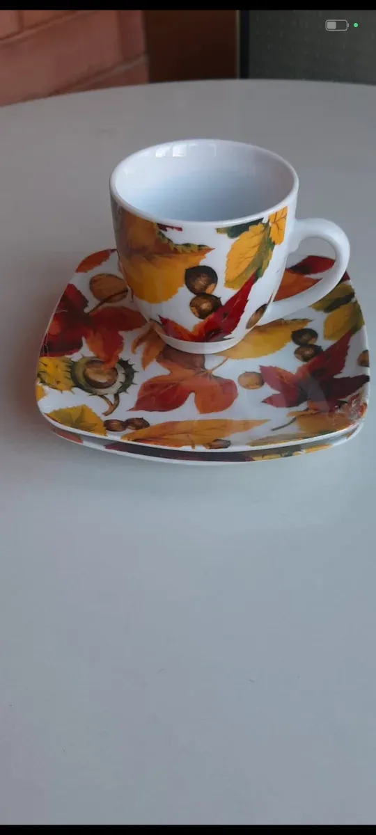 2 tazze tè/tisana in porcellana