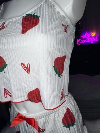 Conjunto pijama fresas talla XL