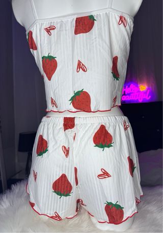 Conjunto pijama fresas talla XL