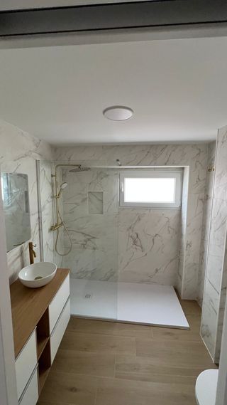 reforma baño,pintura,alicatado,pladur,fontaneria