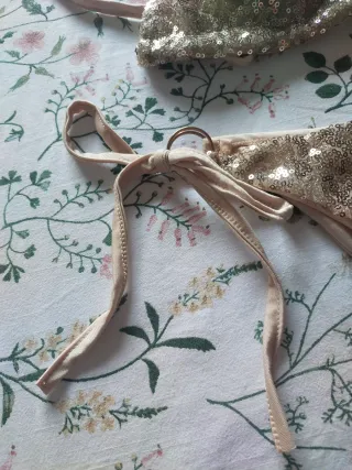 Bikini lentejuelas dorado