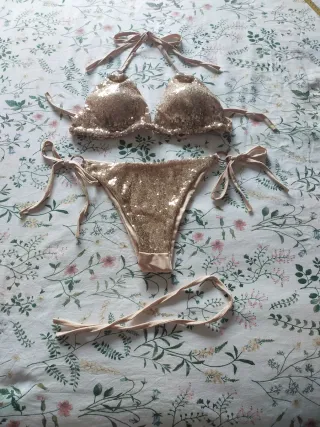 Bikini lentejuelas dorado