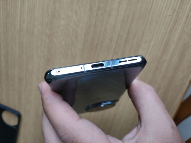 OnePlus 11 + funda original