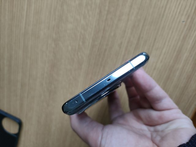 OnePlus 11 + funda original