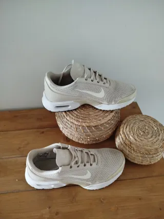 NIKE ZAPATILLAS MUJER