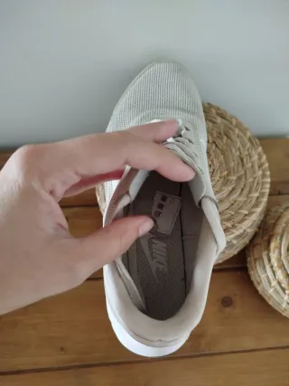 NIKE ZAPATILLAS MUJER