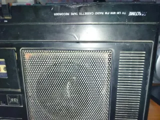 Radio Cassette REALTIME TV LW-MW-FM Vintage