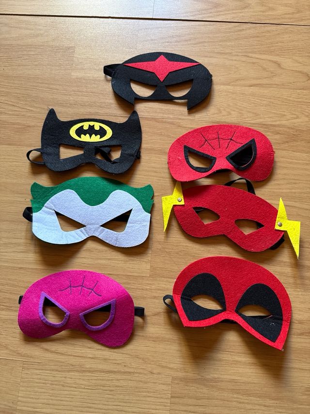 Capas y antifaces de superhéroes