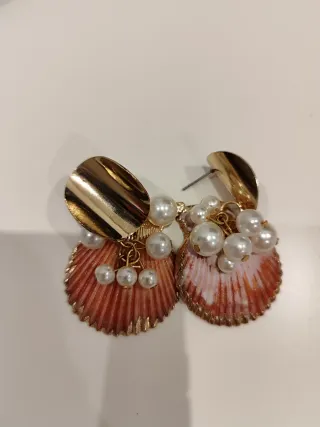 Orecchini conchiglia e perle